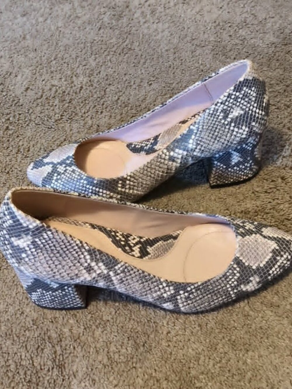 Taryn Rose Rochelle Pump Sz 8.5 Leather Snakeskin Block Heel Shoes Arch Support